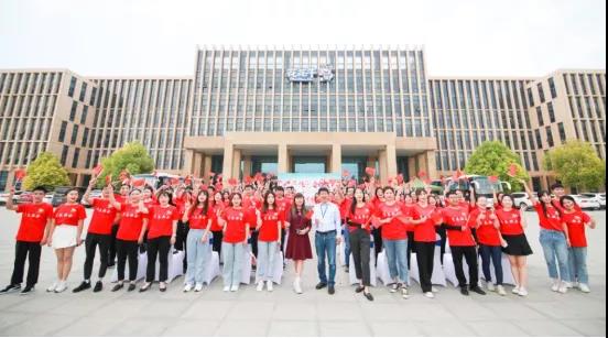 做白色的牛奶,创红色的企业,心博(中国)乳业集团青春歌会庆祝建党100周年 做白色的牛奶,创红色的企业,心博(中国)乳业集团青春歌会庆祝建党100周年