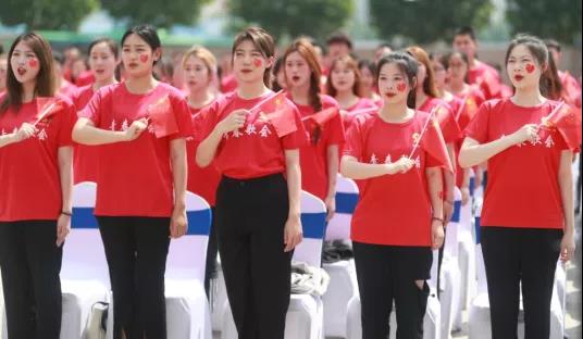 做白色的牛奶,创红色的企业,心博(中国)乳业集团青春歌会庆祝建党100周年 做白色的牛奶,创红色的企业,心博(中国)乳业集团青春歌会庆祝建党100周年