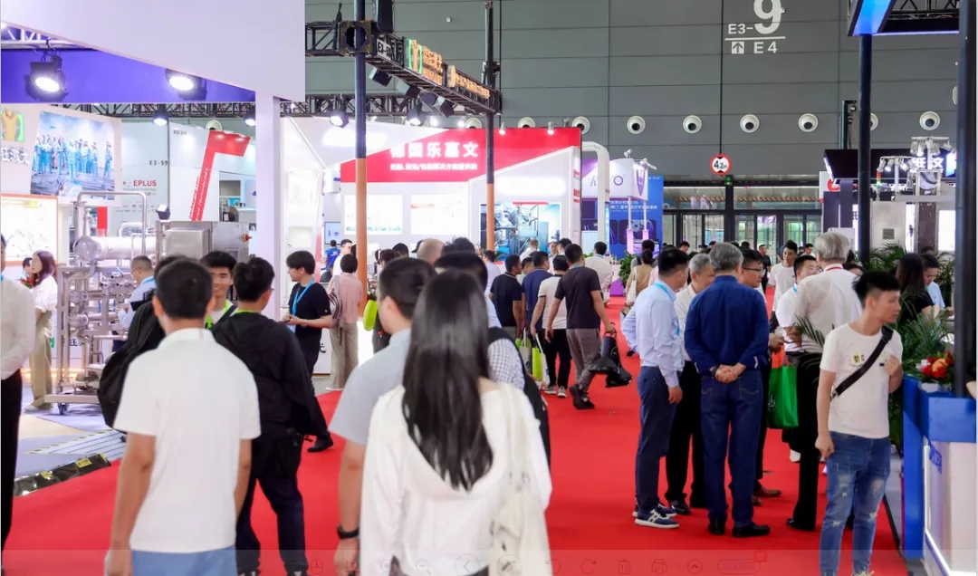 心博（中国）乳业集团党委书记、董事长唐洪峰一行参加中国乳制品工业协会第三十次年会暨2024中国（国际）乳业技术博览会