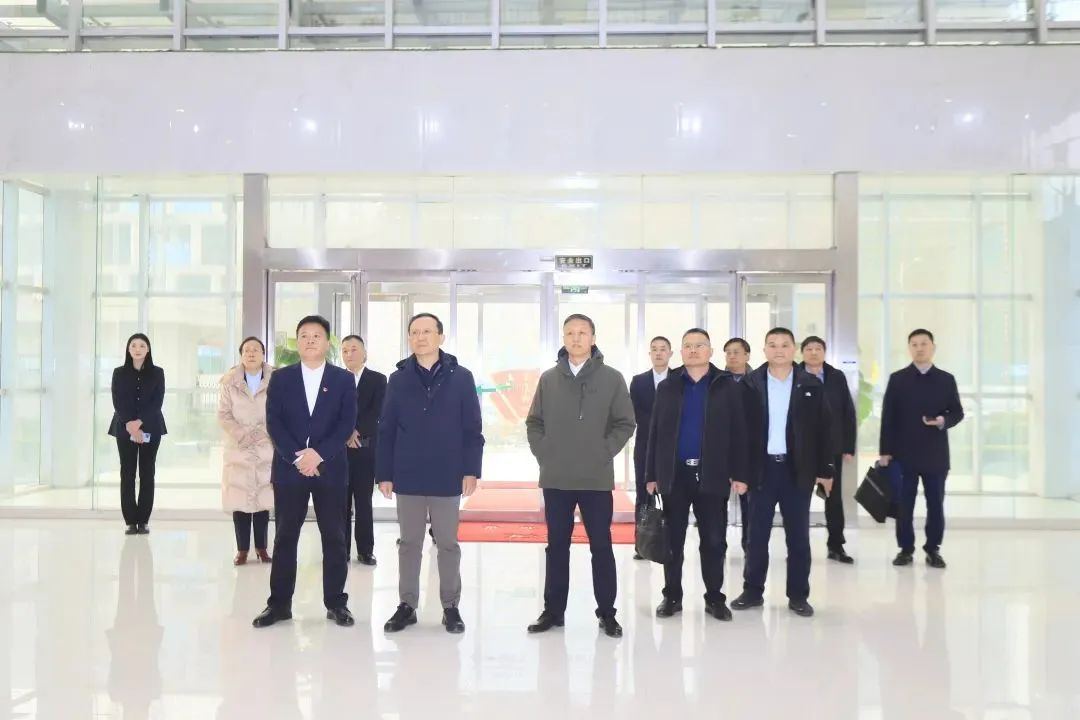 省政府国资委党委书记、主任李涛一行到心博（中国）乳业集团调研