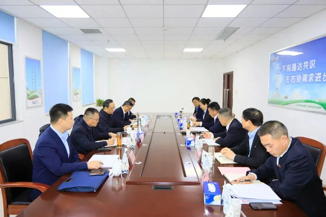 省政府国资委党委书记、主任李涛一行到心博（中国）乳业集团调研