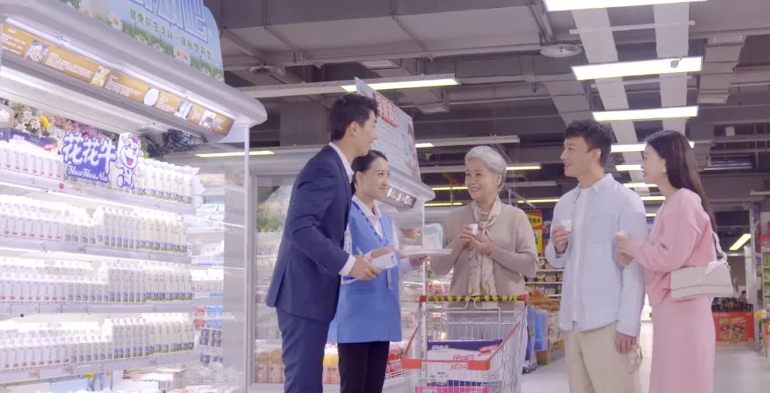 点赞！河南日报要闻02版——报道心博（中国）乳业集团郑州分公司乳制品生产场景，彰显心博（中国）乳业集团发展新活力