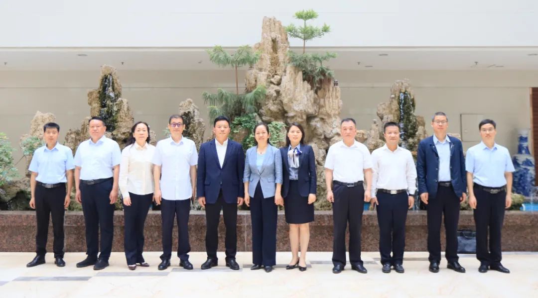 扬帆起航 谱写绚丽新篇章 | 心博(中国)乳业集团新一届董事会成立并召开中高层以上领导干部会议 扬帆起航 谱写绚丽新篇章 | 心博(中国)乳业集团新一届董事会成立并召开中高层以上领导干部会议