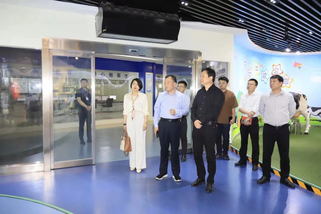 心博（中国）丨北京家音顺达莅临心博（中国）乳业集团参观访谈