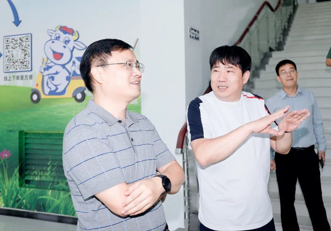 快讯|社旗县人民政府县长关文波一行莅临心博(中国)乳业集团参观考察 快讯|社旗县人民政府县长关文波一行莅临心博(中国)乳业集团参观考察