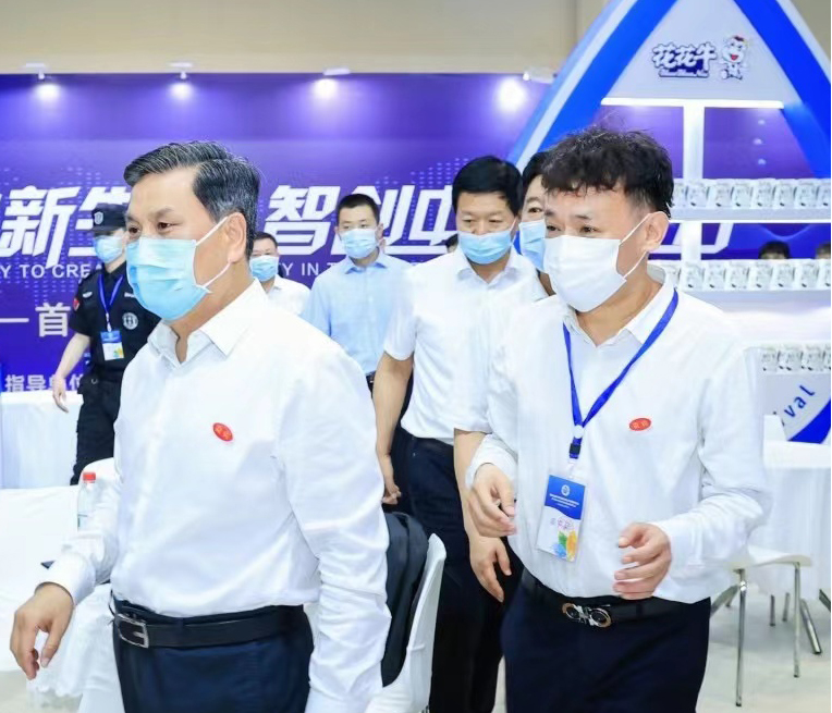 心博(中国) | 第34届中原畜牧业交易博览会开幕河南省人民政府副省长武国定莅临心博(中国)展台参观 心博(中国) | 第34届中原畜牧业交易博览会开幕河南省人民政府副省长武国定莅临心博(中国)展台参观