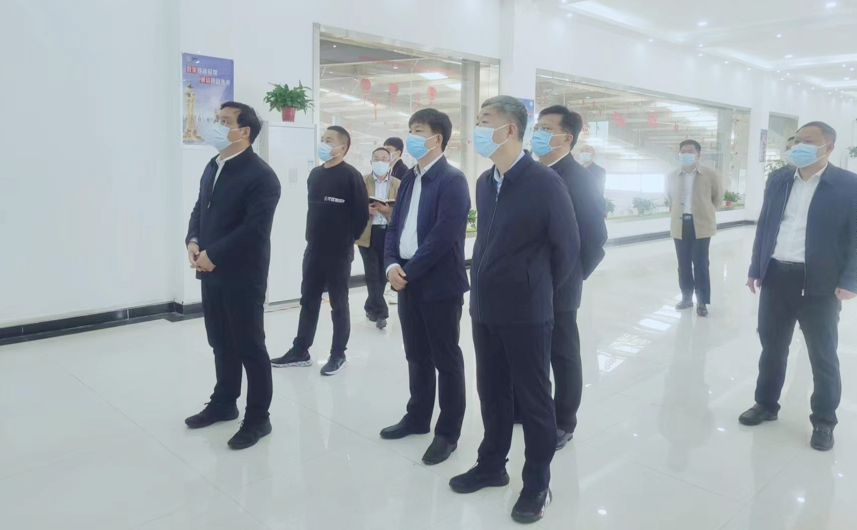 驻马店市委副书记、市长李跃勇一行 莅临心博（中国）乳业集团新蔡豫信瑞亚牧场调研