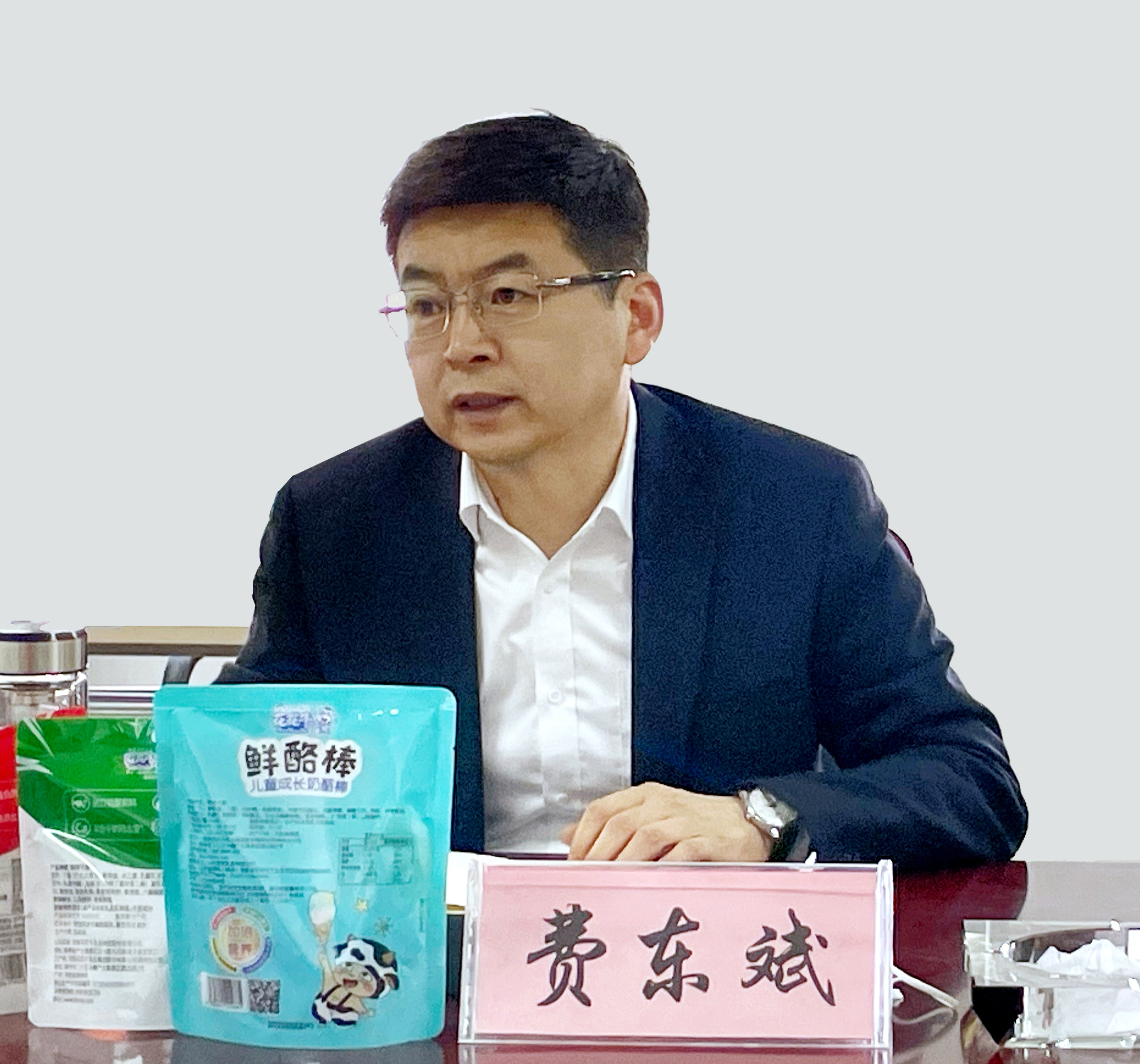 河南省委常委、副省长费东斌莅临 心博(中国)乳业集团调研 河南省委常委、副省长费东斌莅临 心博(中国)乳业集团调研
