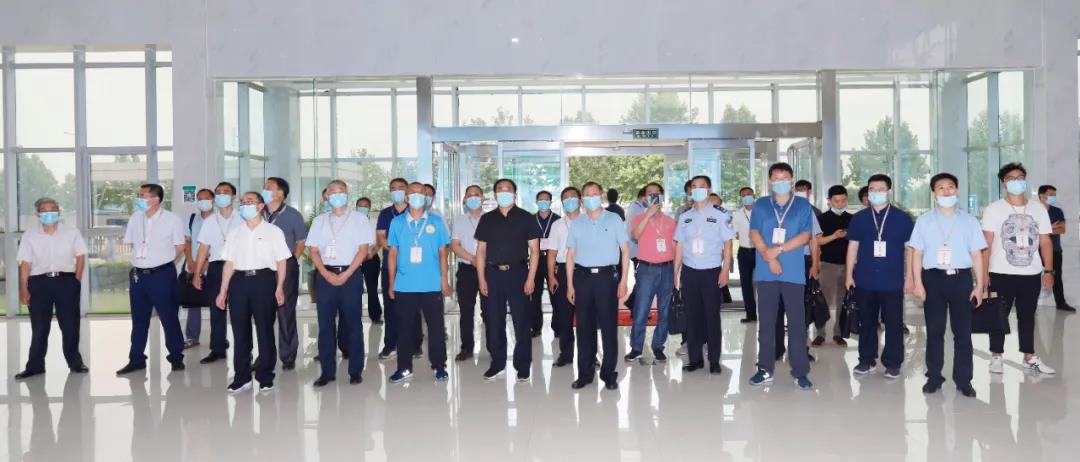 郑州市安全生产双重预防体系建设现场观摩会在心博（中国）乳业集团郑州分公司召开