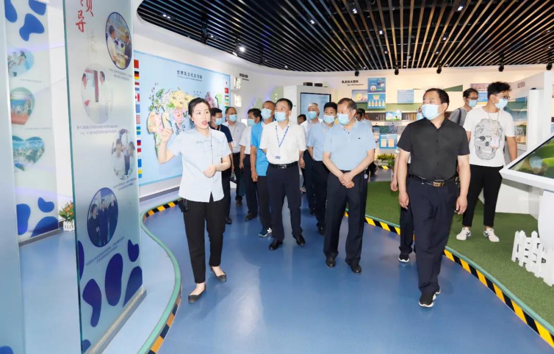 郑州市安全生产双重预防体系建设现场观摩会在心博（中国）乳业集团郑州分公司召开