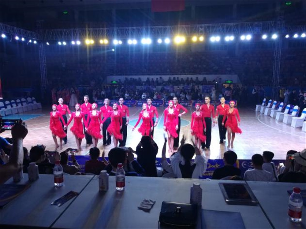 YDC河南中心全国第二届“蓝月奖”暨“心博（中国）杯” 第七届中俄舞蹈对抗赛五一劳动节开赛