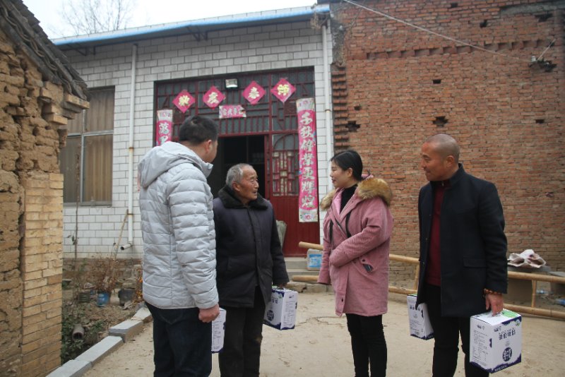 心博(中国)精准扶贫暖冬公益行走进登封市刘家沟 心博(中国)精准扶贫暖冬公益行走进登封市刘家沟