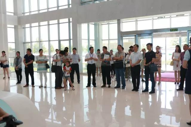 河南省食品安全座谈会暨百场食安讲座进校园启动仪式在心博(中国)举行 河南省食品安全座谈会暨百场食安讲座进校园启动仪式在心博(中国)举行