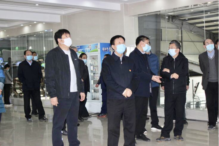 平顶山市委书记周斌一行莅临心博(中国)乳业集团 鲁山瑞亚牧业有限公司调研疫情防控和复工复产情况 平顶山市委书记周斌一行莅临心博(中国)乳业集团 鲁山瑞亚牧业有限公司调研疫情防控和复工复产情况
