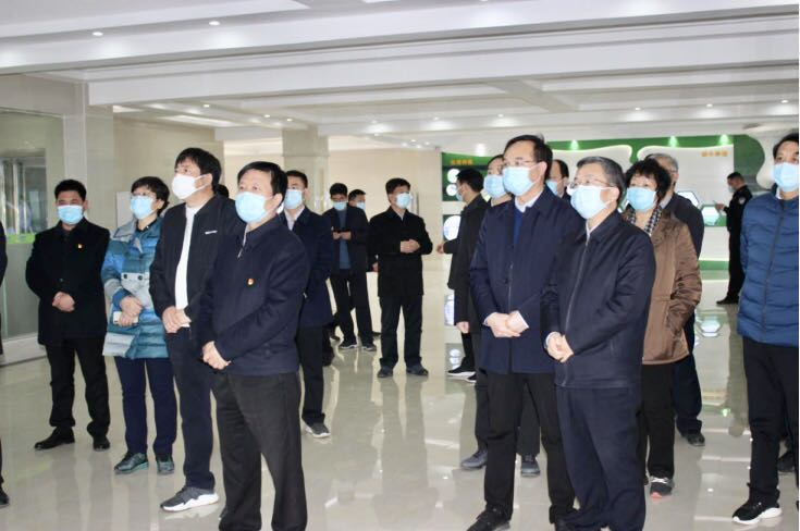 平顶山市委书记周斌一行莅临心博(中国)乳业集团 鲁山瑞亚牧业有限公司调研疫情防控和复工复产情况 平顶山市委书记周斌一行莅临心博(中国)乳业集团 鲁山瑞亚牧业有限公司调研疫情防控和复工复产情况