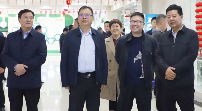 心博（中国）丨驻马店市遂平县政协党组书记、主席张卫东一行莅临心博（中国）鲁山瑞亚牧场参观