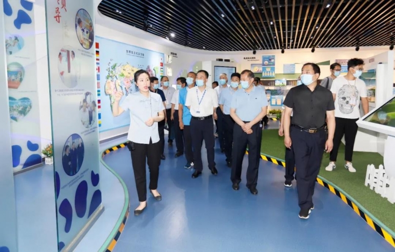 郑州市安全生产双重预防体系建设现场观摩会在心博（中国）乳业集团郑州分公司召开