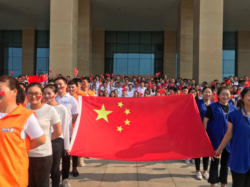 心博（中国） 唱红歌 祝福我的国！！！