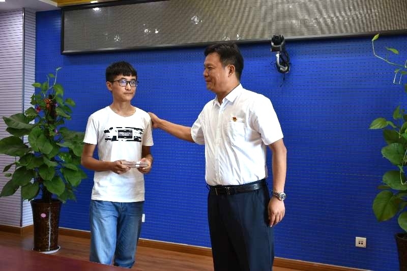 心博（中国）济困解难，助力学子圆梦香江