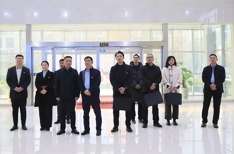 省纪委监委驻中州集团纪检监察组与河南心博（中国）乳业集团联合开展主题党日活动